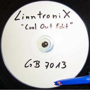 ดาวน์โหลดและฟังเพลง Cool Out พร้อมเนื้อเพลงจาก Linntronix