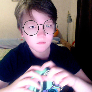 Dengarkan lagu BT7GEROJ DISS (RIP) (Explicit) nyanyian Gerka dengan lirik