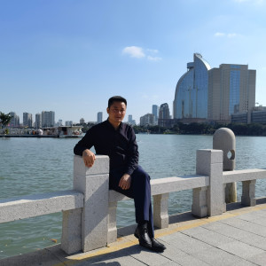 收聽張貴永的酒都（韋寧峰） (完整版)歌詞歌曲