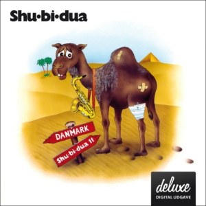 ดาวน์โหลดและฟังเพลง Lige Ud Ad Landevejen พร้อมเนื้อเพลงจาก Shu-Bi-Dua