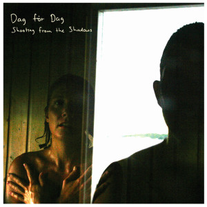 ดาวน์โหลดและฟังเพลง Pirate Sea พร้อมเนื้อเพลงจาก Dag för Dag