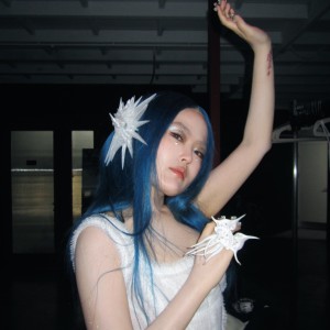 Listen to Back To Funky Town song with lyrics from 祁紫檀