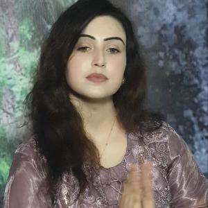 Dengarkan lagu Rasha Musafara Maskor nyanyian Maria Shaha dengan lirik