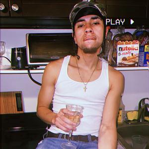 ดาวน์โหลดและฟังเพลง Ice Cubes (Explicit) พร้อมเนื้อเพลงจาก Antonio Zero