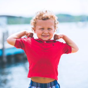 Dengarkan Carolina Strong lagu dari Ken Smith dengan lirik