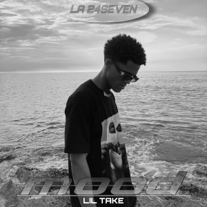 ดาวน์โหลดและฟังเพลง En la discoteca พร้อมเนื้อเพลงจาก Lil Take