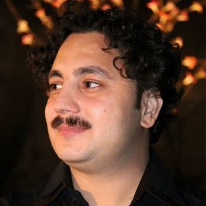 Listen to Da Khaore Pa Taqseem song with lyrics from Sarfaraz Afridi