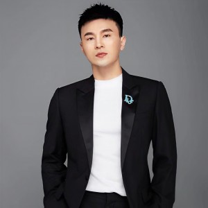 Album 天下有情人 from 王清维