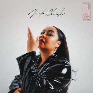 ดาวน์โหลดและฟังเพลง Worthy พร้อมเนื้อเพลงจาก Nuela Charles