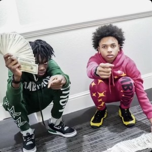 Listen to No IG Dissing (Explicit) song with lyrics from Lil Dre6o