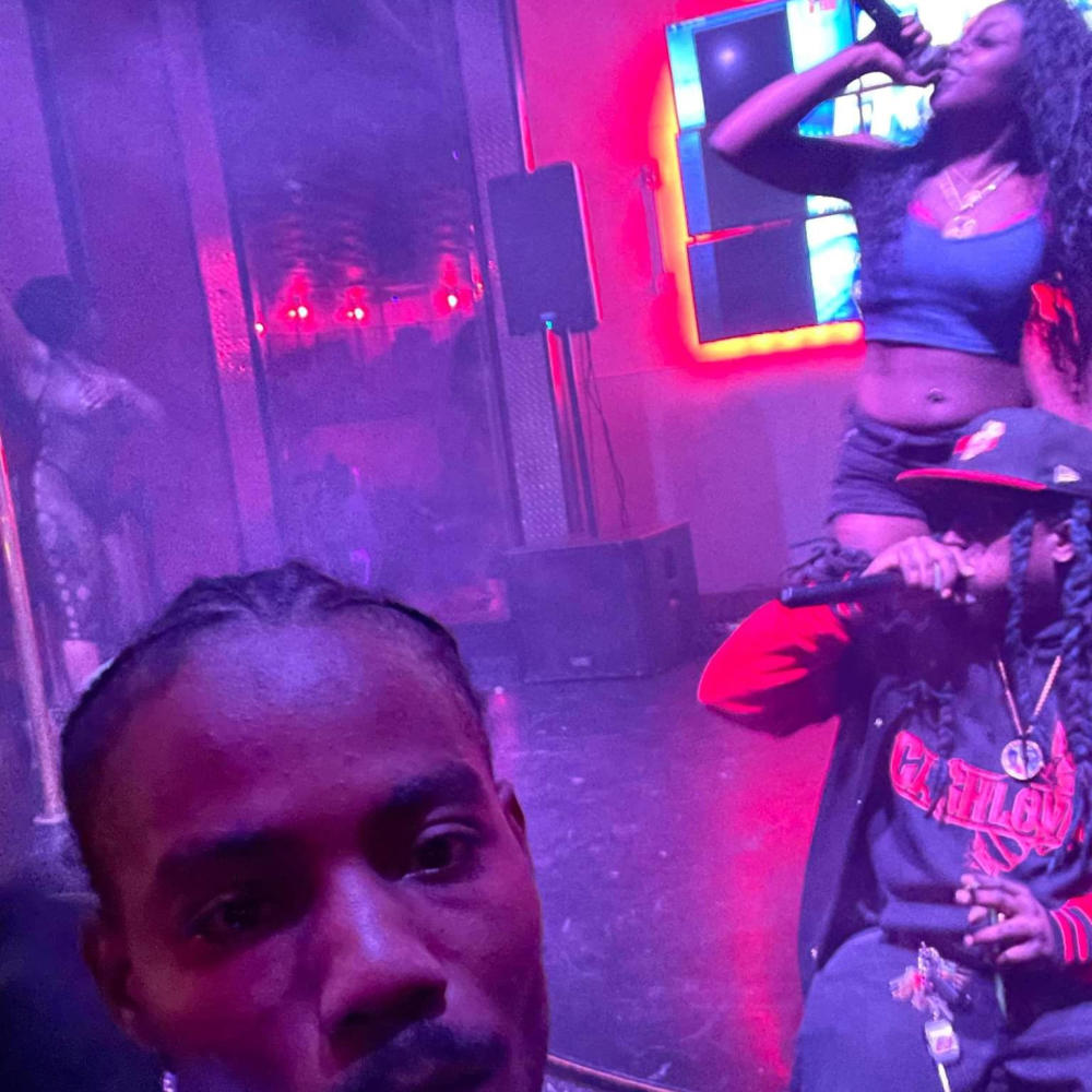 Fix The Mic (Freestyle) (feat. Lil 3 Big 3) (Explicit)