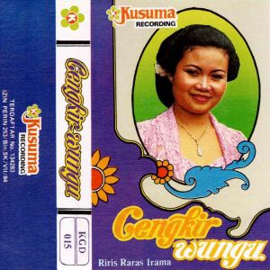 Listen to Bawa Sinom, katampen Langgam Yen Ing Tawang Pl. 6 song with lyrics from Ngatirah