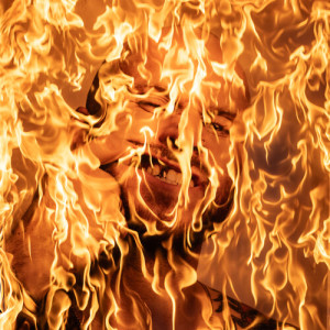 Listen to Fullkominn dagur til að kveikja í sér song with lyrics from Emmsjé Gauti