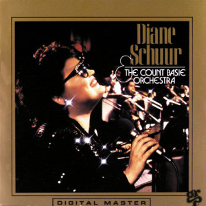 ดาวน์โหลดและฟังเพลง Everyday (Live) พร้อมเนื้อเพลงจาก Diane Schuur