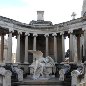 收听NLess的I Was Me but Now He's Gone (Explicit)歌词歌曲