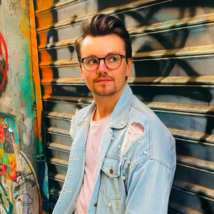 default playlist img