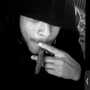 收聽8deuceee7的Pop it (Explicit)歌詞歌曲