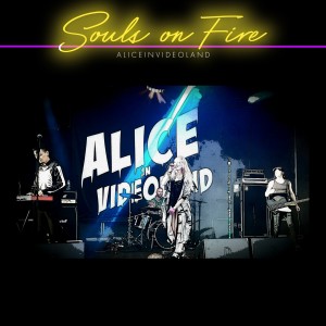 ดาวน์โหลดและฟังเพลง Shocker พร้อมเนื้อเพลงจาก Alice In Videoland