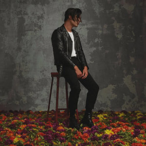 ดาวน์โหลดและฟังเพลง Slow พร้อมเนื้อเพลงจาก The Chain Gang Of 1974