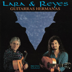 ดาวน์โหลดและฟังเพลง Lejos De Aqui พร้อมเนื้อเพลงจาก Lara & Reyes