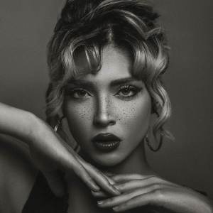 收聽Po Sway Bentley的Catograical Codes (Explicit)歌詞歌曲