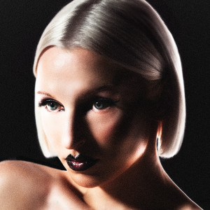 ดาวน์โหลดและฟังเพลง Dark Side พร้อมเนื้อเพลงจาก Sadye