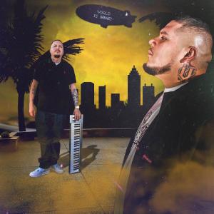 收聽Joey Low的World is Mine (Explicit)歌詞歌曲