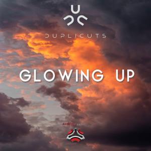 Listen to Glowing Up song with lyrics from Duplicuts