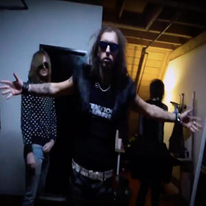 收聽Ricky Chix的fall from the highest (feat. phreshboyswag) (Explicit)歌詞歌曲