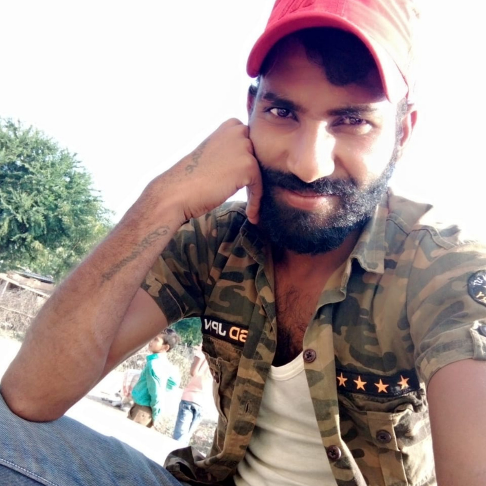 Chotu jakhmi  Sardi hatke Rasiya (Explicit)