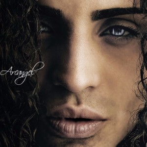 ดาวน์โหลดและฟังเพลง Enamorado De Ti พร้อมเนื้อเพลงจาก Arcángel