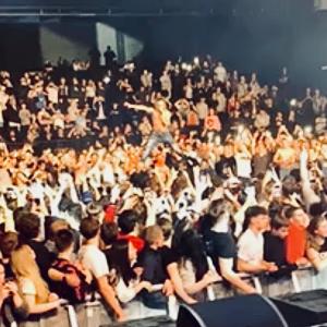 Album Mosh Pit oleh Lil Pump
