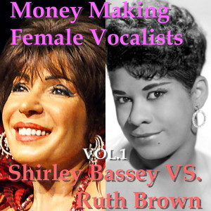 ดาวน์โหลดและฟังเพลง Somebody Loves Me พร้อมเนื้อเพลงจาก Shirley Bassey