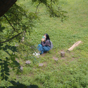 Listen to 애벌레 song with lyrics from 임수원