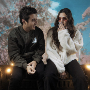 ดาวน์โหลดและฟังเพลง Entre Nós Dois (Citação: Livre Pra Voar) พร้อมเนื้อเพลงจาก Fábio Brazza