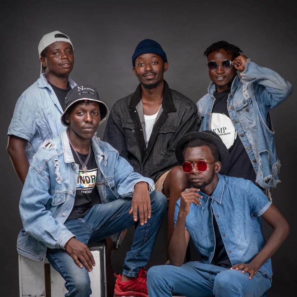 Mwanaume (feat. Mzeeh, Baba zora, Nate Speaks & Masufuria)