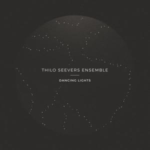 收聽Thilo Seevers Ensemble的Maximum 4 Minutes歌詞歌曲
