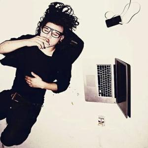 default playlist img