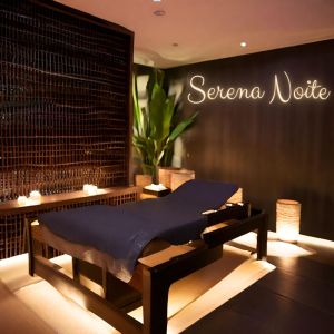 Relaxar Massagem Clube的專輯Serena Noite (Músicas Relaxantes para Dormir e Spa)