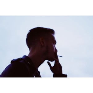 收聽Phoenikz Avtaniz的Not Even Her (Explicit)歌詞歌曲