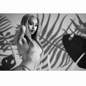 ดาวน์โหลดและฟังเพลง Want You (Explicit) พร้อมเนื้อเพลงจาก Funsize kae