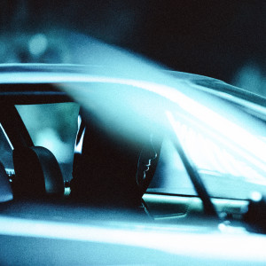 收聽Petit Biscuit的Drivin Thru the Night歌詞歌曲