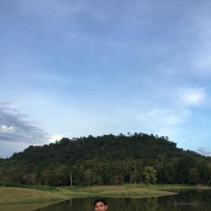 Listen to Orang Lain song with lyrics from Rais Sandy