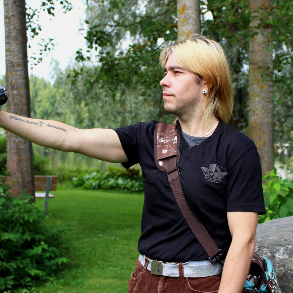 Hei Hei Kesä (feat. Niilo22)