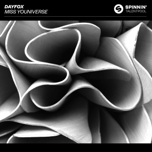 ดาวน์โหลดและฟังเพลง Miss Youniverse พร้อมเนื้อเพลงจาก DayFox