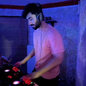 default playlist img