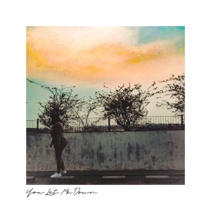 收听Paper的You Let Me Down歌词歌曲