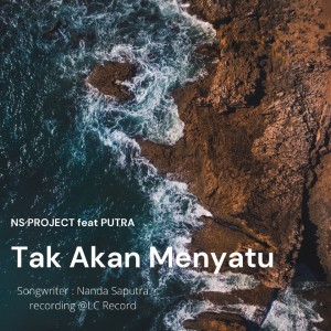 Listen to Tak Akan Menyatu song with lyrics from NS Project