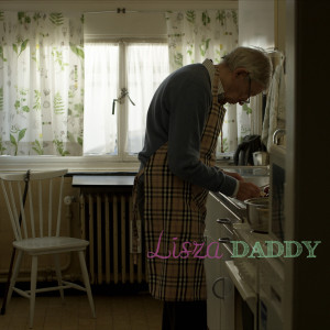 收聽LISZA的Daddy (Radio Edit)歌詞歌曲