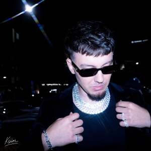 LUCKY BOY dari KSIOR